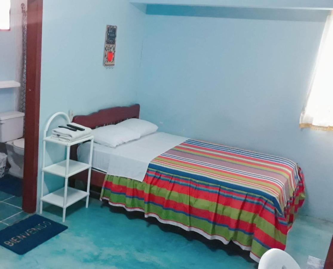 Hostal Aruba Atacames Esterno foto