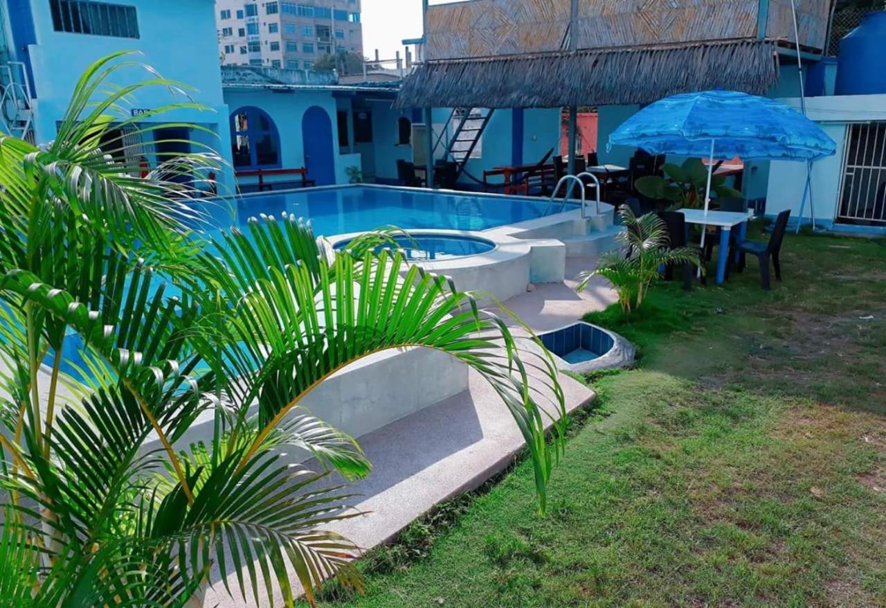 Hostal Aruba Atacames Esterno foto